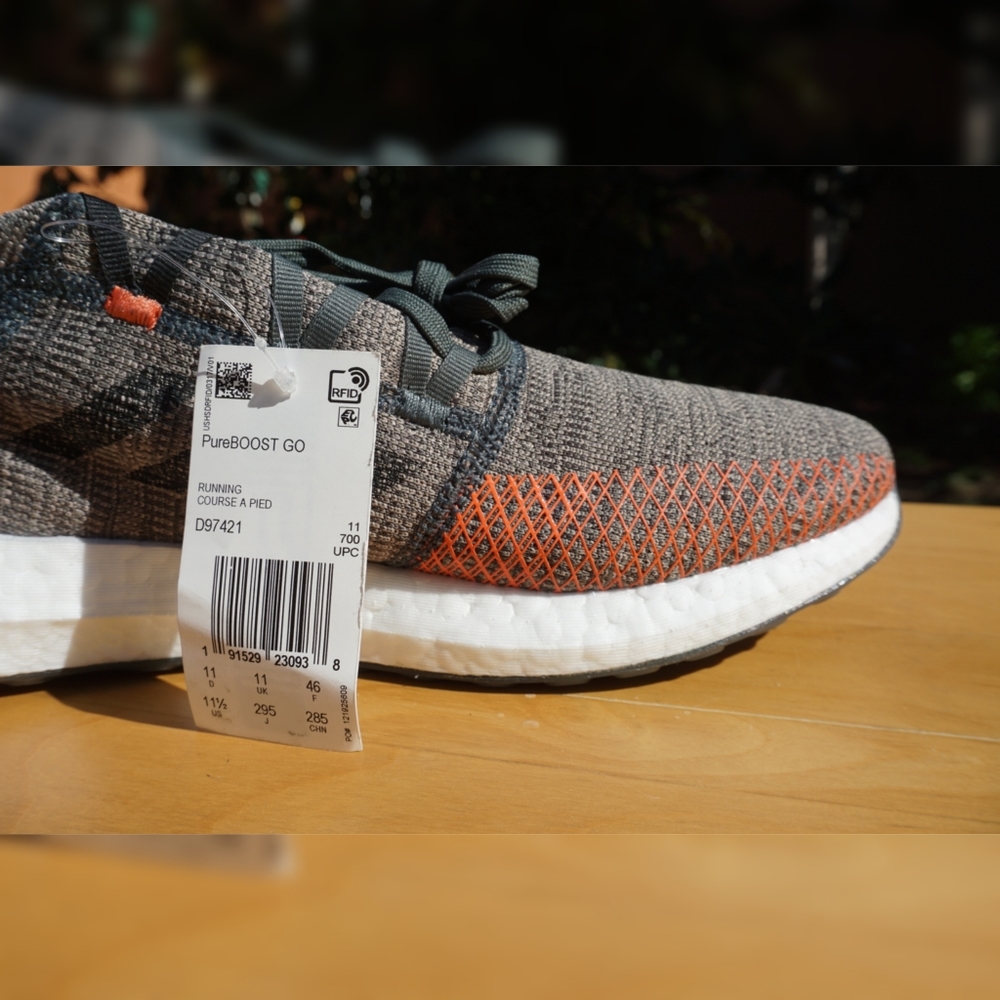 SOLD!!Men's Adidas PureBoost Go Running Shoes 11.5 - Picture 5 of 5